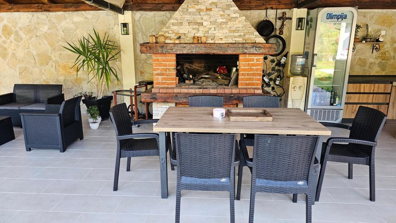 Holiday Home Natura With Private Pool Mostar Exterior photo