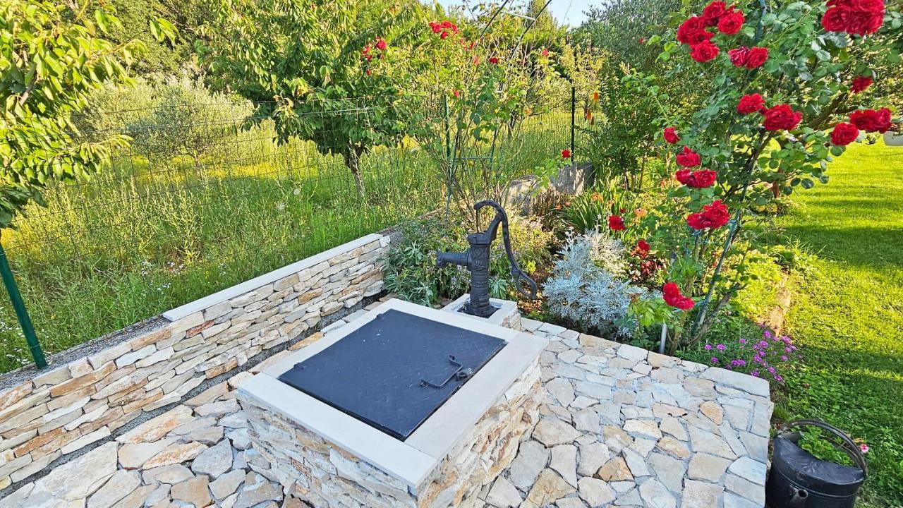 Holiday Home Natura With Private Pool Mostar Exterior photo